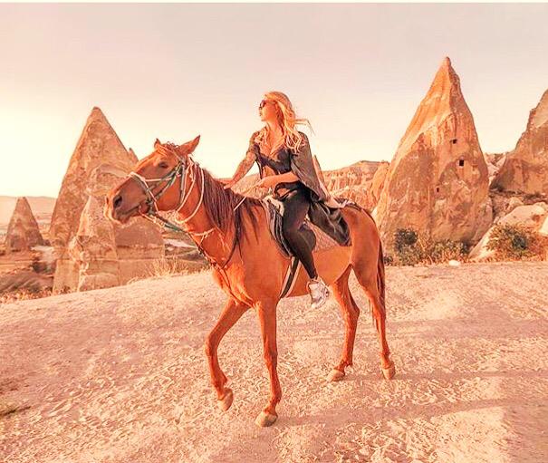 cappadocia-horseback-riding